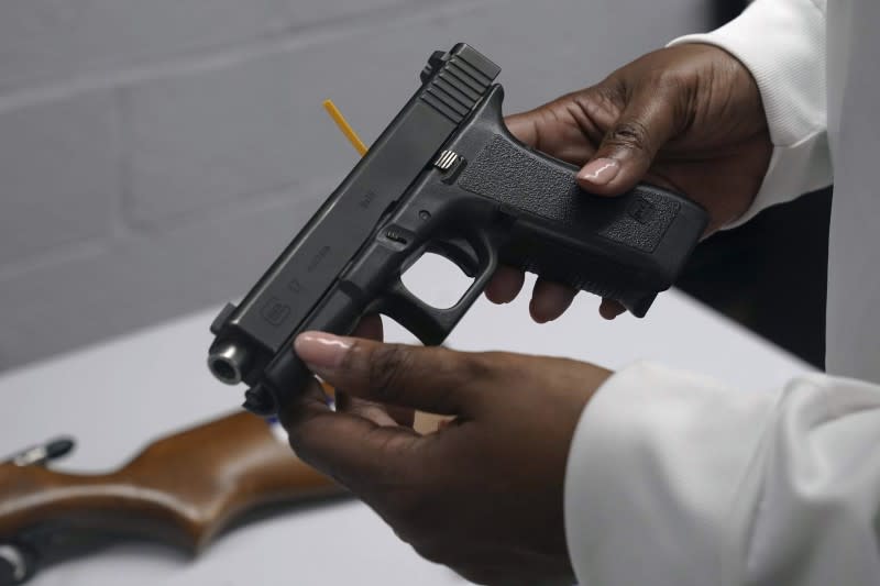 美國槍械暴力問題嚴重，但加強槍枝管制困難重重（AP）