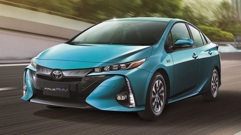 目前國內僅剩Prius PHV獨撐大局。（圖／翻攝自Toyota官網）