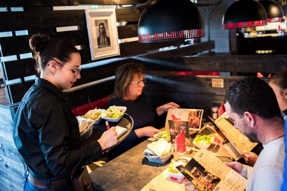 restaurant waiter menu