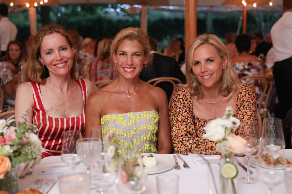 Generous celebrities gathered for a good cause at Jessica and Jerry Seinfeld's house.