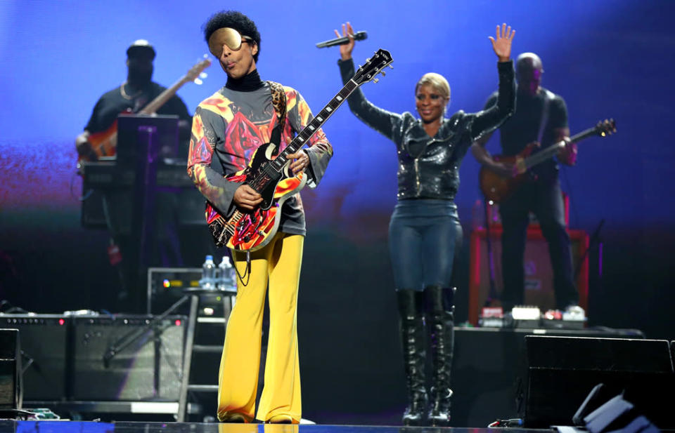 2012 iHeartRadio Music Festival - Day 2 - Show