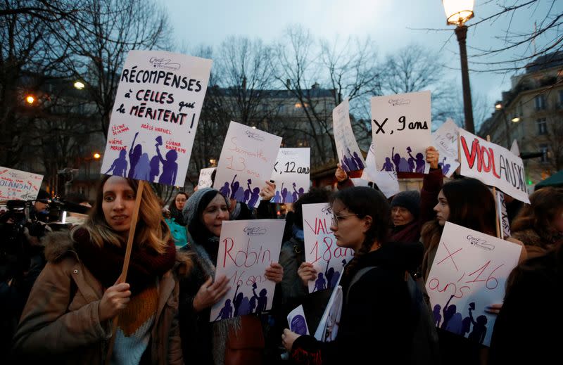 Feminist groups call for anti-Polanski protest before Cesar awards ceremony in Paris