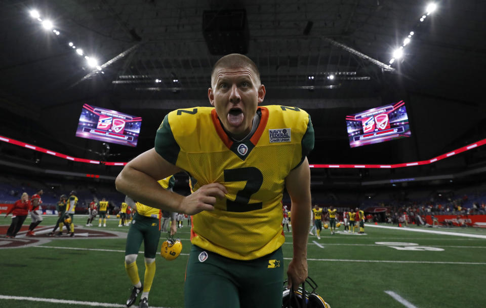 Nick Folk, who was kicking in the AAF this spring, signed with the Patriots on Tuesday. (Edward A. Ornelas/Getty Images)