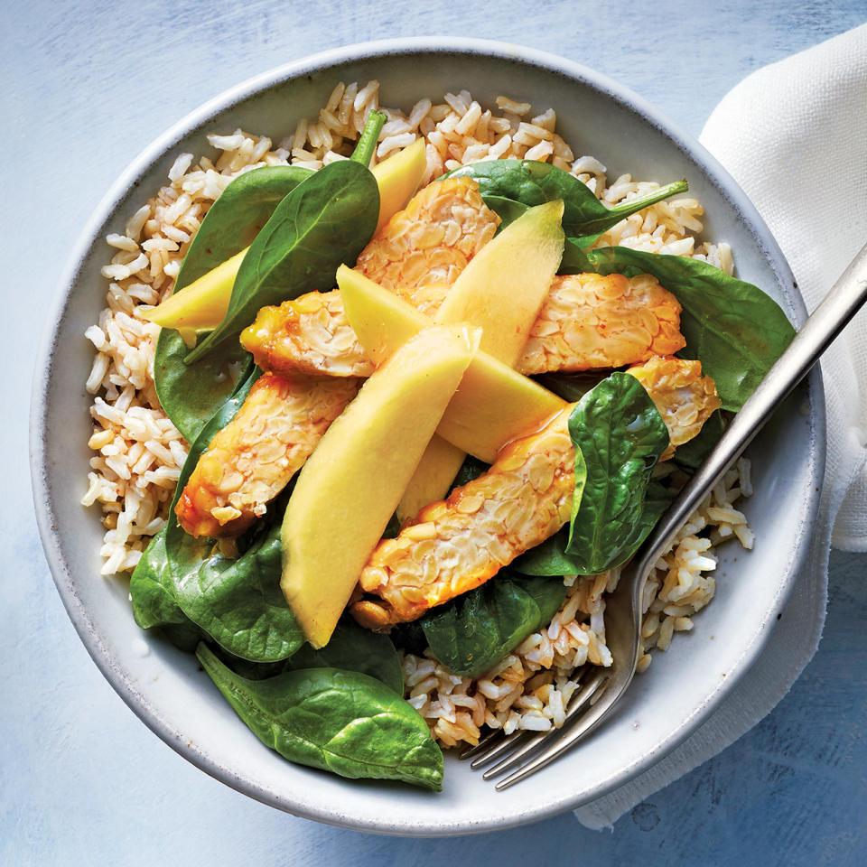 Slow-Cooker Asian Tempeh with Spinach & Mango