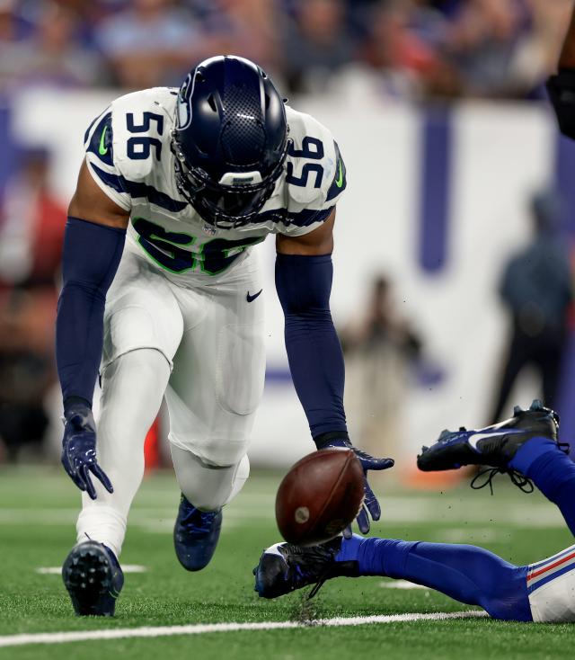 Witherspoon scores on 97-yard pick six as defense leads Seattle over N.Y.  Giants