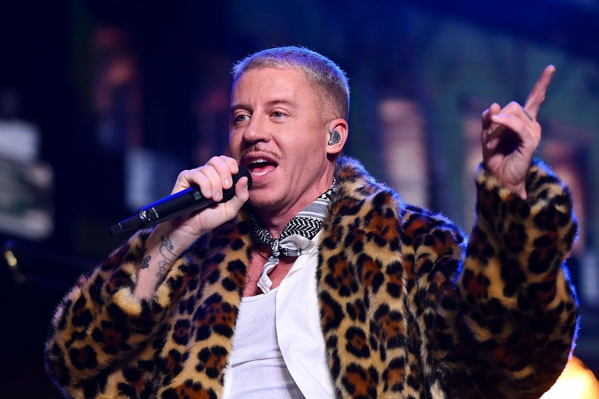 Macklemore banned from Las Vegas Music Festival after “F— America” comment