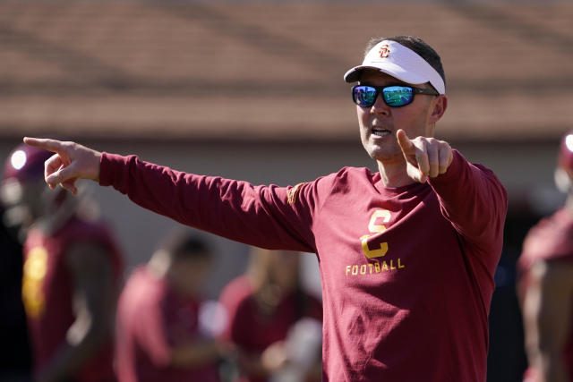 USC assistant football coach Dave Nichol dies at 45