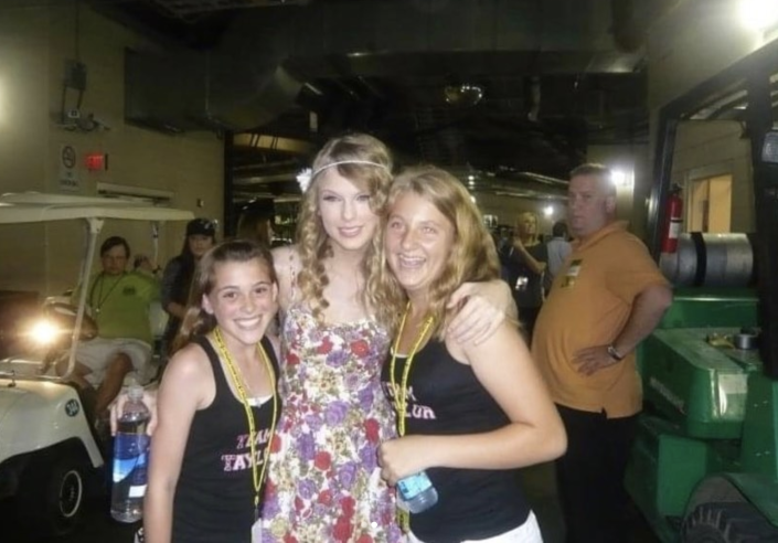 Taylor Dome Lautner with Taylor Swift in 2010. (Instagram)