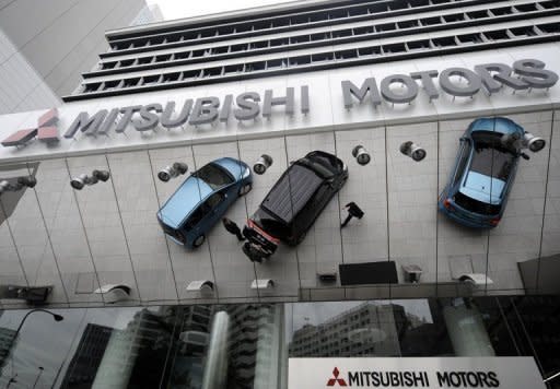 Japan's auto exports suffered a steep decline in May, but the drop of nearly 40 percent was an improvement on April's fall of nearly 70 percent, according to economists at Daiwa Institute of Research