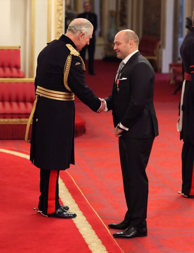 Rory Best receives his honour from the Prince of Wales