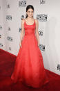<p>Selena fue la encarnación de la elegancia con un vestido de gala rojo de falda amplia.</p>