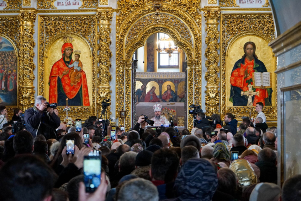 OCU Metropolitan Epiphany delivering Christmas sermon <span class="copyright">Anthony Bartaway</span>