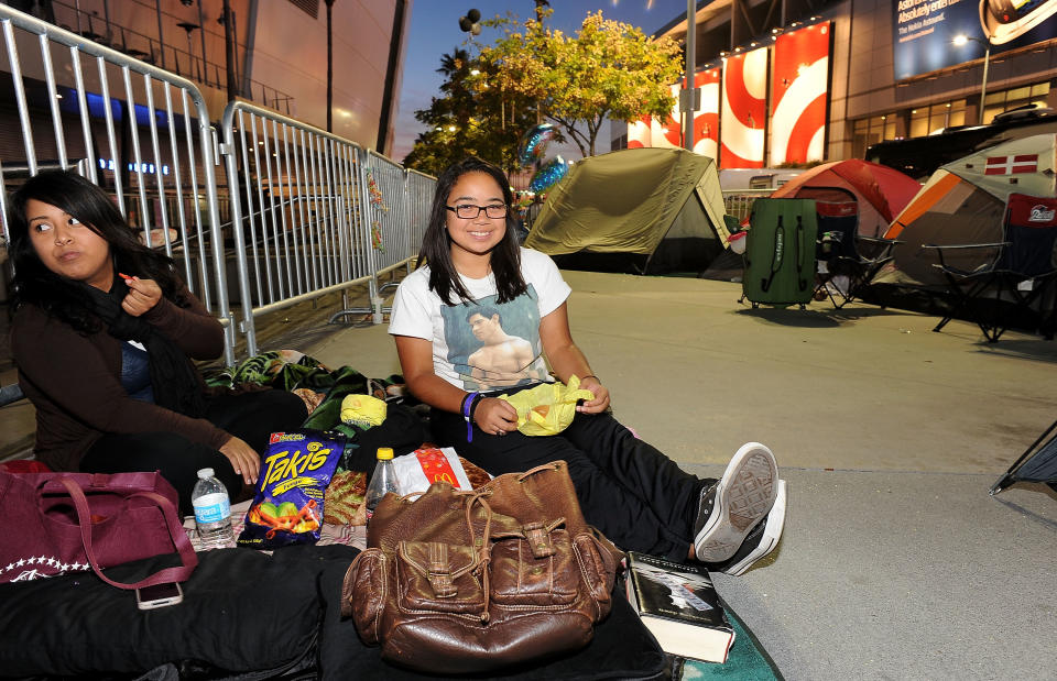 Fans Line Up For The Premiere Of "The Twilight Saga: Breaking Dawn - Part 1" At The Nokia Plaza