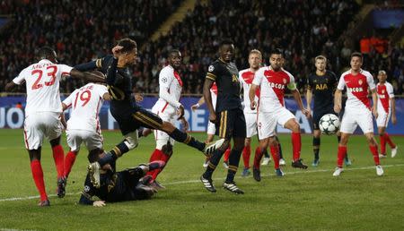 Britain Football Soccer - AS Monaco v Tottenham Hotspur - UEFA Champions League Group Stage - Group E - Stade Louis II, Monaco - 22/11/16 Tottenham's Dele Alli shoots at goal Action Images via Reuters / Matthew Childs Livepic