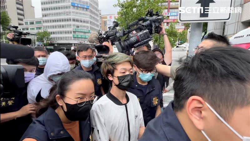 曹男不忍女友亡命天涯，遂將游女藏在汽車旅館。（圖／記者楊忠翰攝影）