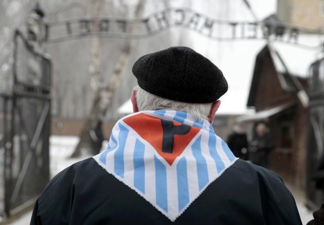 Cinéfagos on X: Hoy es el Día Internacional de Conmemoración en Memoria de  las Víctimas del Holocausto. Un día como hoy se liberó el Campo de  Exterminio de Auschwitz. Uno de los