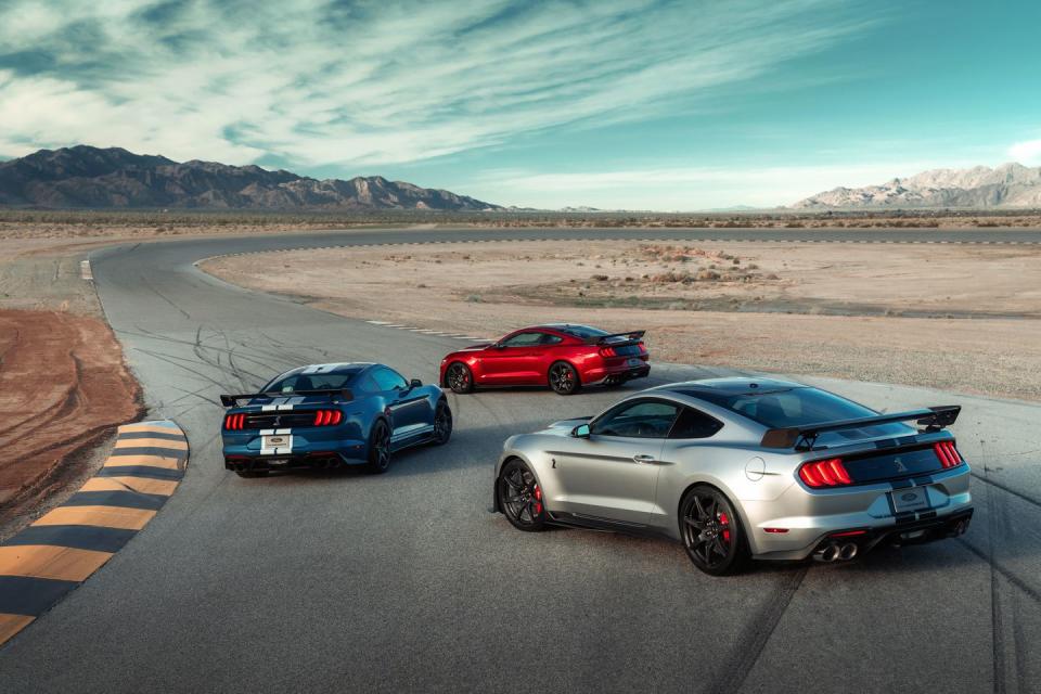 <p>The Blue Oval will need to best the output of Chevy’s 650-hp Camaro ZL1 and the Dodge Challenger’s updated 717-hp Hellcat. We’re guessing that the GT500 will come in around its rumored 720 horsepower and pump out in the neighborhood of 650 pound-feet of torque.</p>
