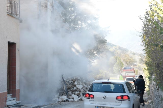 ITALY-QUAKE