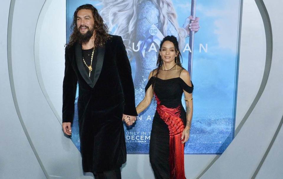 傑森摩莫亞（Jason Momoa）與莉薩博內特（Lisa Bonet）13日官宣離婚。（圖／達志）