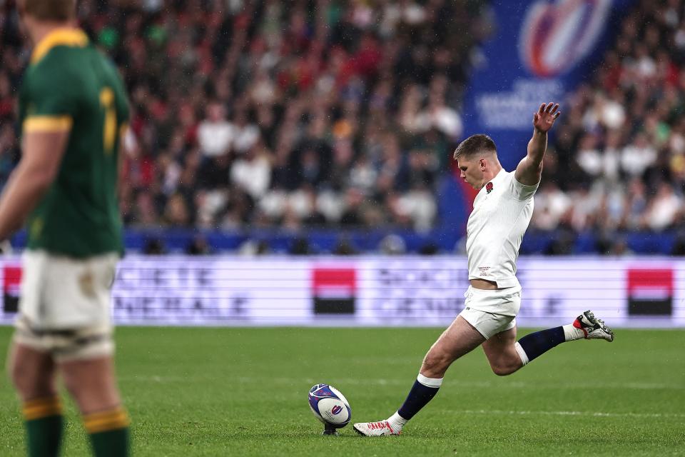 Owen Farrell kicks England into the lead (AFP via Getty Images)