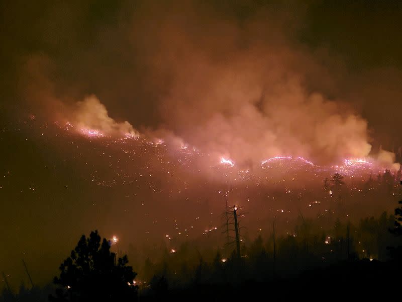 Cameron Peak Fire burns outside Drake