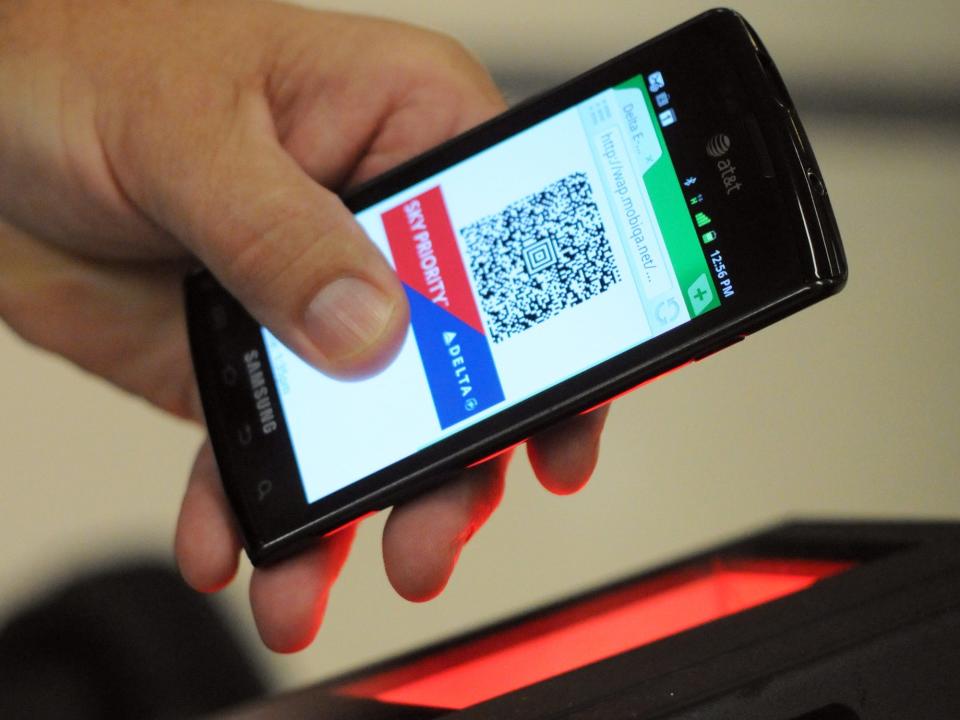 smartphone mobile boarding pass