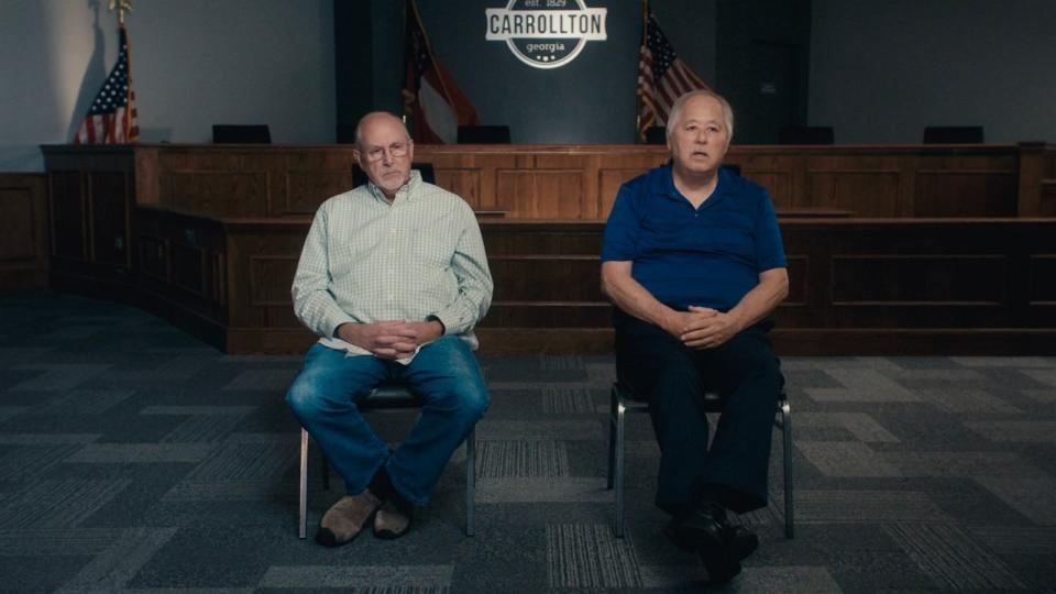 PHOTO: Retired Carrollton Police Department detectives Mike Bradley and Mike Thomas are shown during an interview. (ABC News Studios)