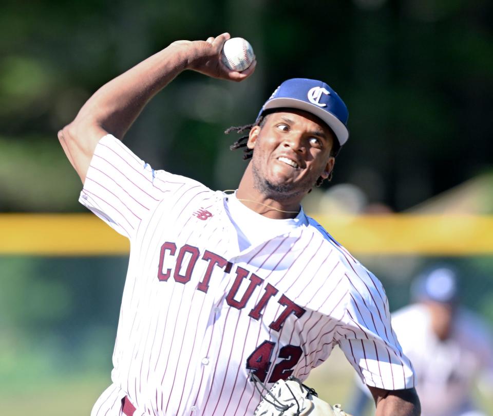 COTUIT   6/23/22 Cotuit starter Kenya Huggins throws against Chatham.