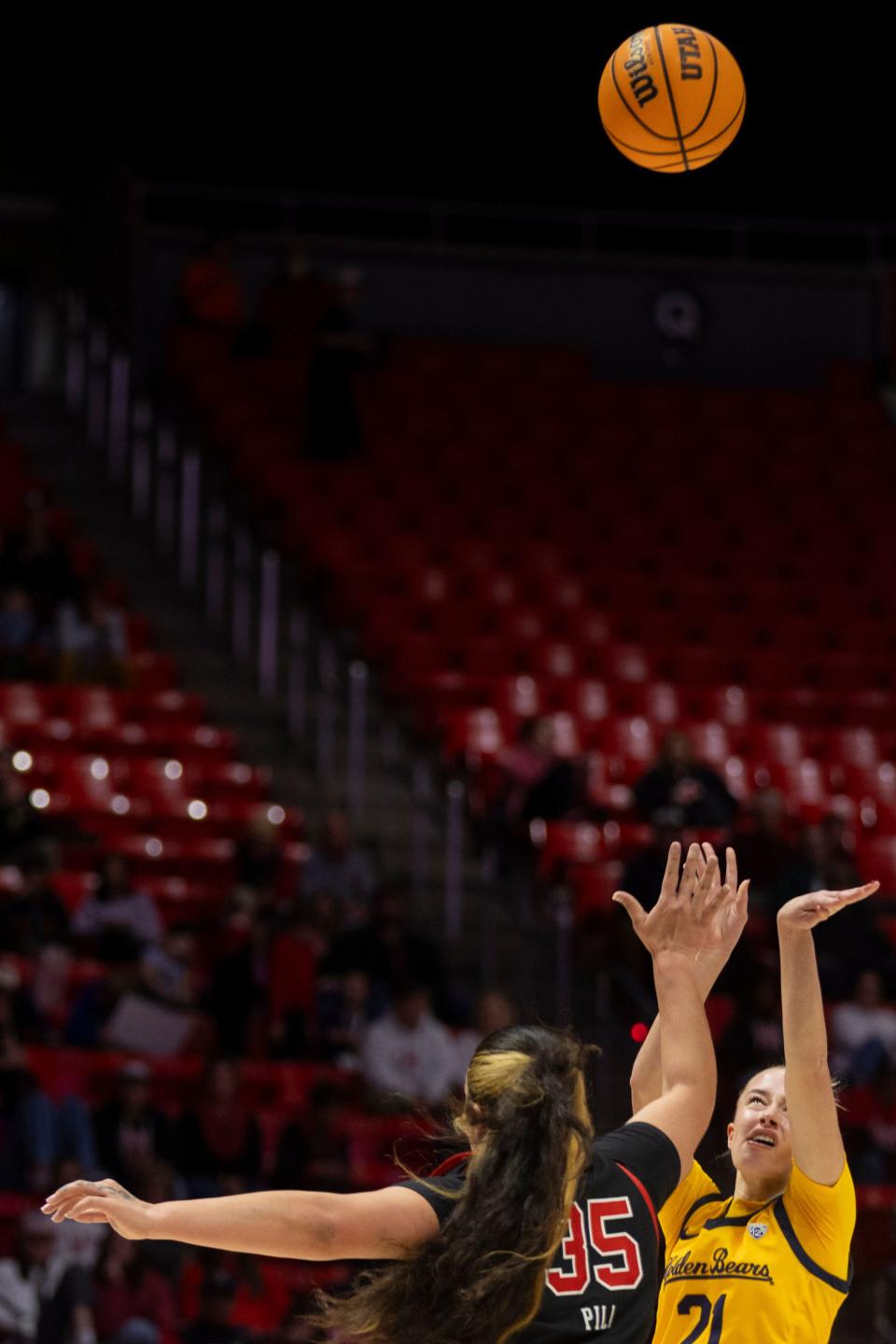 Utah Utes forward Alissa Pili (35) blocks University of California’s guard Mia Mastrov’s (21) shot at University of Utah’s Huntsman Center in Salt Lake City on Jan. 14, 2024. University of Utah won 93-56. | Marielle Scott, Deseret News