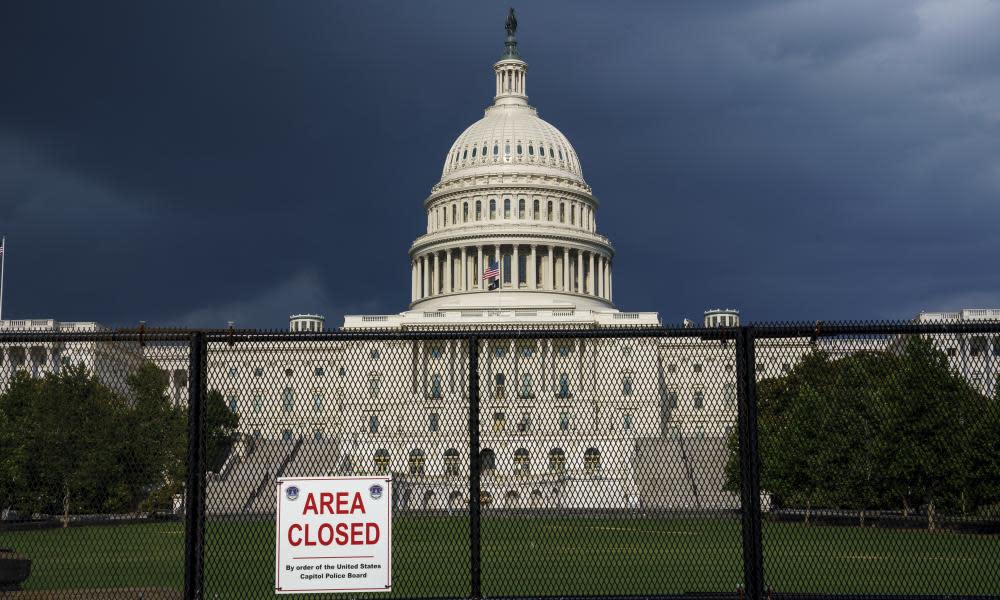 <span>Photograph: J Scott Applewhite/AP</span>