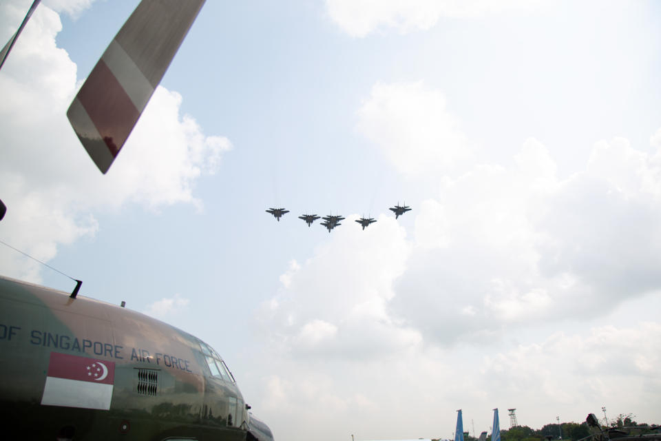 <p>RSAF taking part in a flypast during the parade preview on 28 August. (PHOTO: Dhany Osman / Yahoo News Singapore) </p>