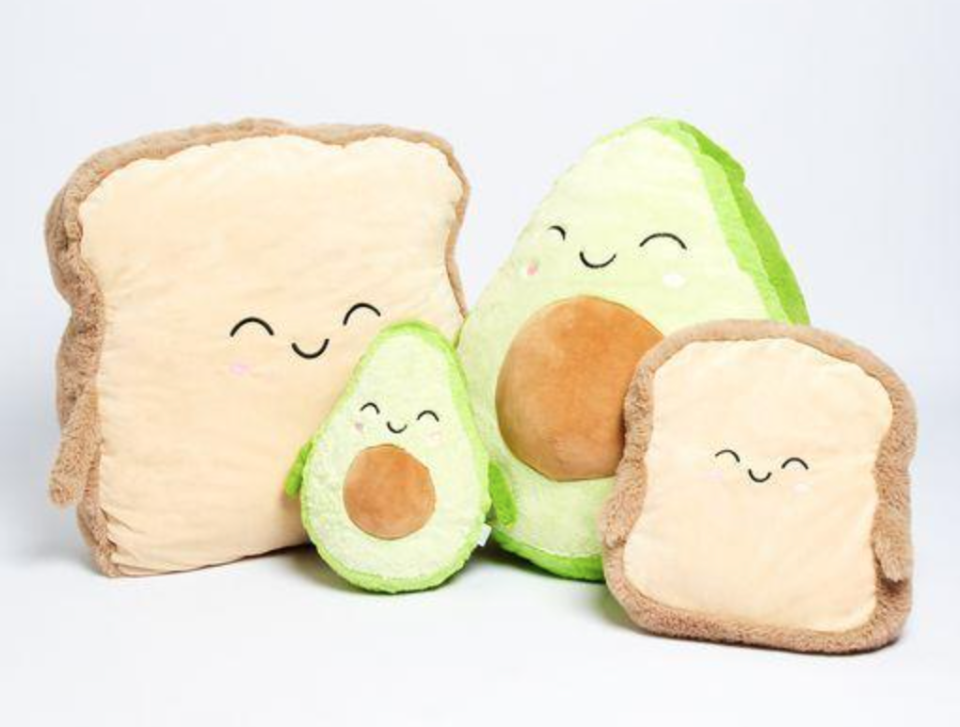 plush avo and toast toys from Oodie