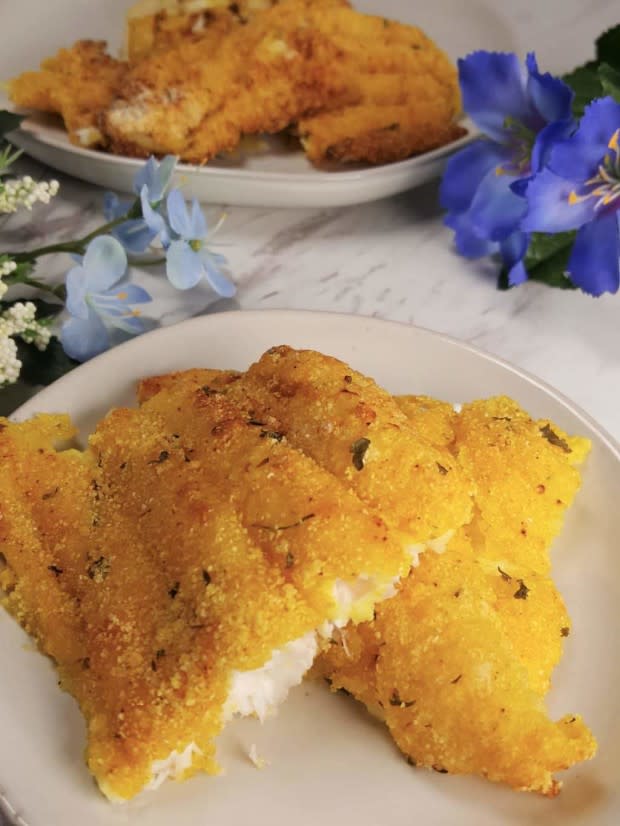 <p>This Old Gal</p><p>This air fryer southern fried catfish will knock your socks off with a perfectly crunchy homemade Louisiana-style fish fry mix.</p><p><strong>Get the recipe: <a href="https://thisoldgal.com/air-fryer-southern-fried-catfish/" rel="nofollow noopener" target="_blank" data-ylk="slk:Air Fryer Southern Fried Catfish;elm:context_link;itc:0;sec:content-canvas" class="link ">Air Fryer Southern Fried Catfish</a></strong></p>