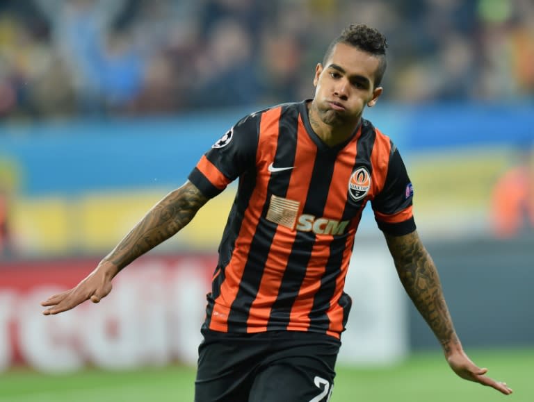 Brazilian midfielder Alex Teixeira joined Jiangsu Suning after a 50 million euros transfer from Shakhtar Donetsk