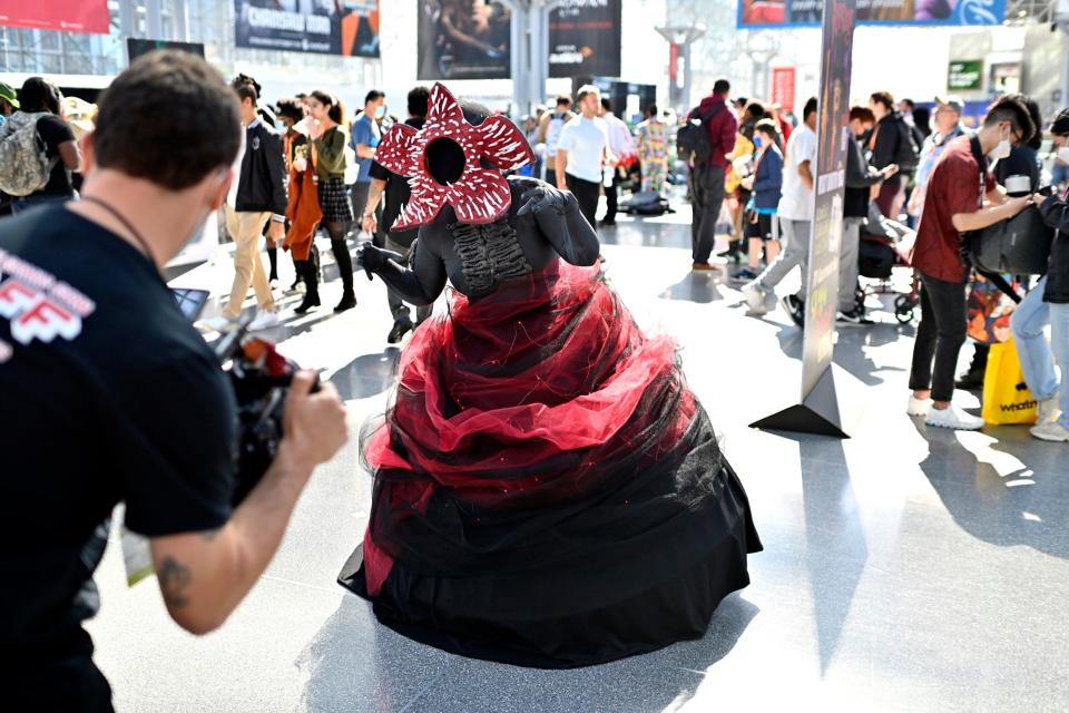 A cosplayer dressed as a demogorgon at New York Comic Con 2022.