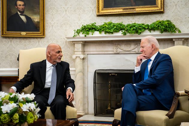 <strong>US president Joe Biden hosts then Afghanistan president Ashraf Ghani in the Oval Office at the White House in June.</strong> (Photo: Pool via Getty Images)