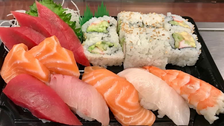Salmon and tuna sushi
