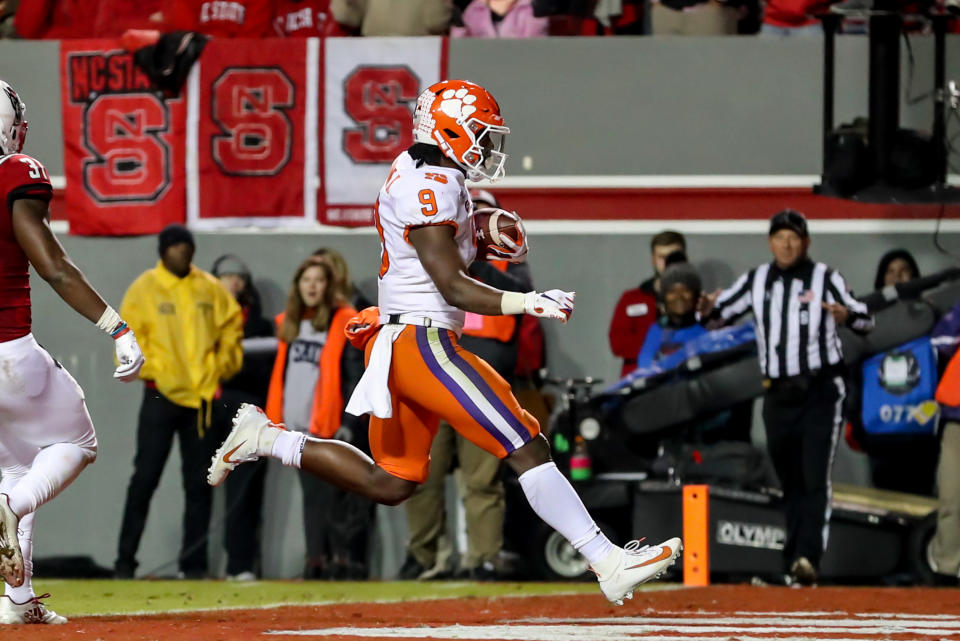 Clemson RB Travis Etienne has been on fire in recent games. (Photo by John McCreary/Icon Sportswire via Getty Images)