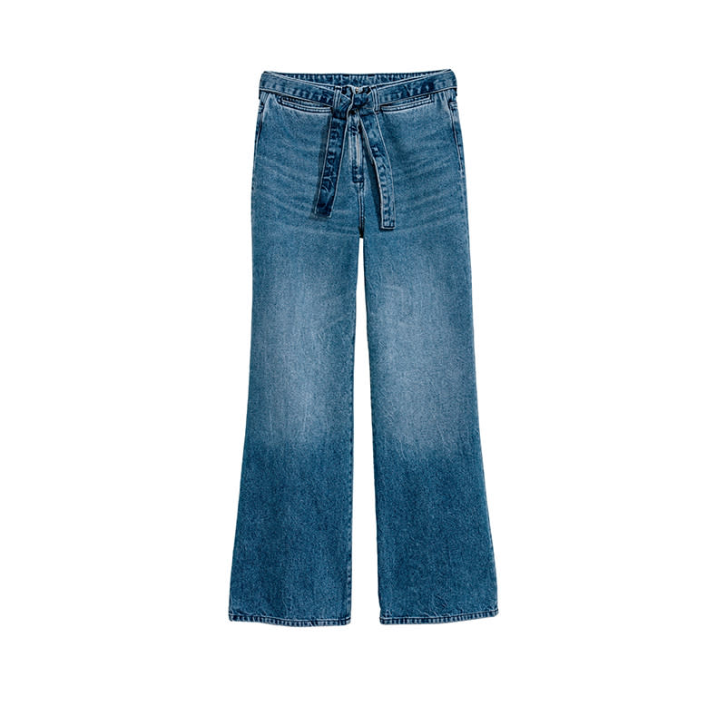 <a rel="nofollow noopener" href="https://rstyle.me/n/cz5rjqchdw" target="_blank" data-ylk="slk:Wide High Waist Jeans, H&M, $40A belt cinches for a flattering finish.;elm:context_link;itc:0;sec:content-canvas" class="link ">Wide High Waist Jeans, H&M, $40<p>A belt cinches for a flattering finish.</p> </a>