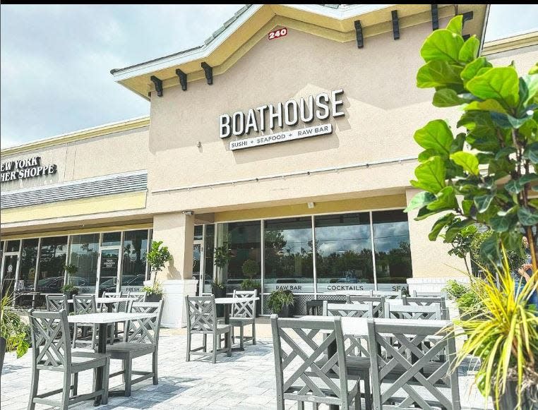 Offering fresh seafood, fish, a raw bar and sushi bar, the Boathouse recently opened at 240 Florida A1A N. in Ponte Vedra Beach.