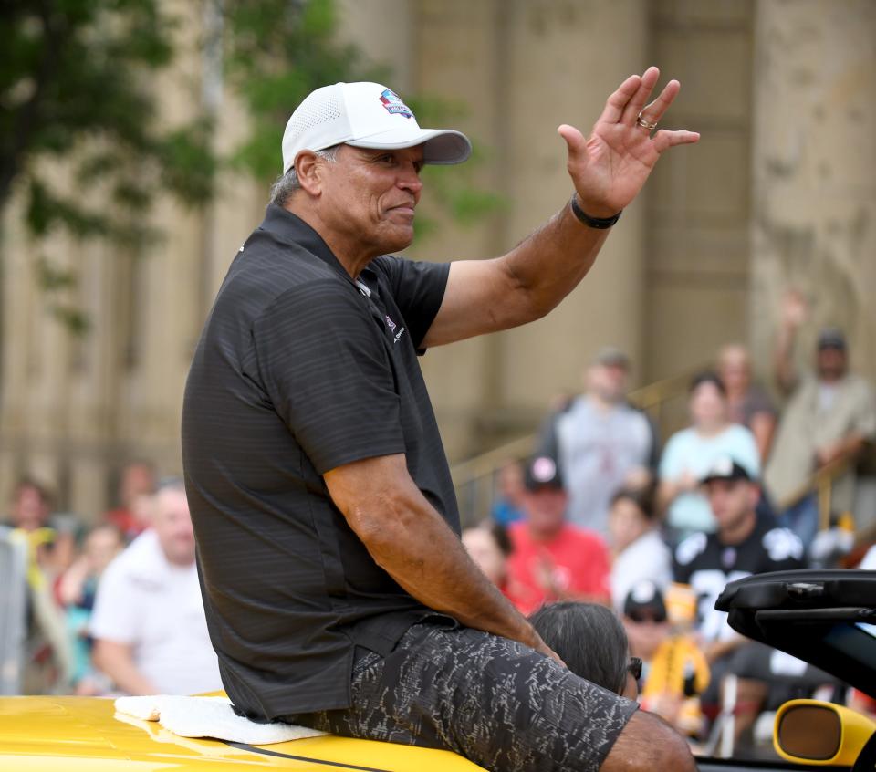 Another scene from the 2022 Pro Football Hall of Fame Enshrinement Festival Canton Repository Grand Parade.