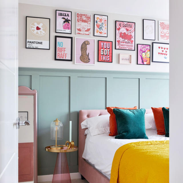 Decorate Your Student Apartment in Swiftie Style - One Era at a