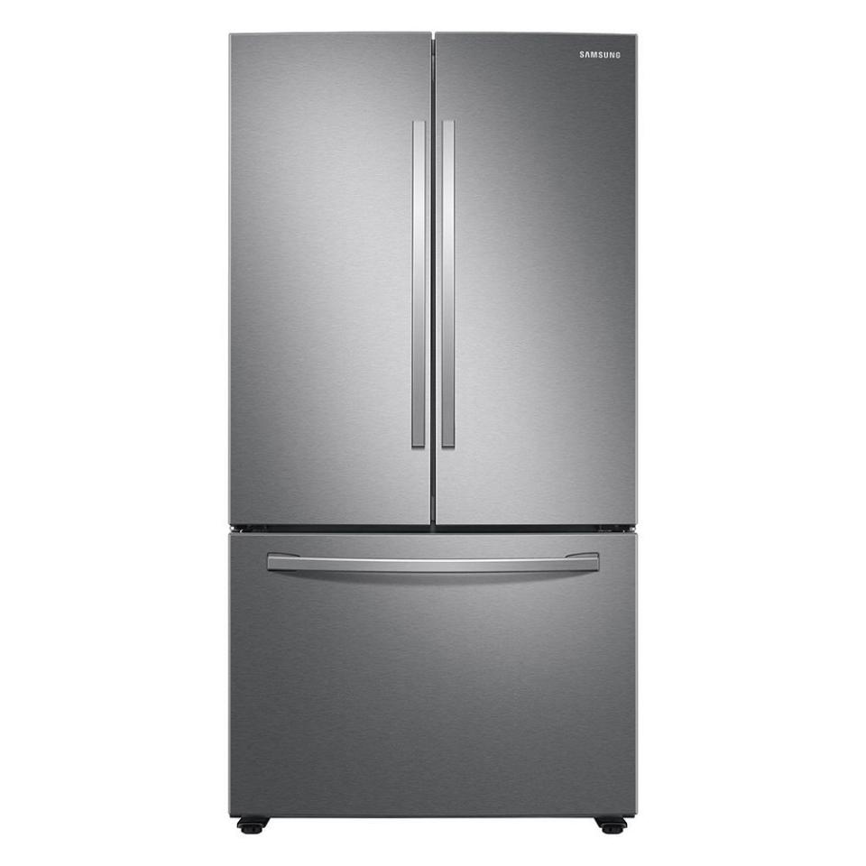 7) 28-Cubic-Foot Large-Capacity French Door Refrigerator