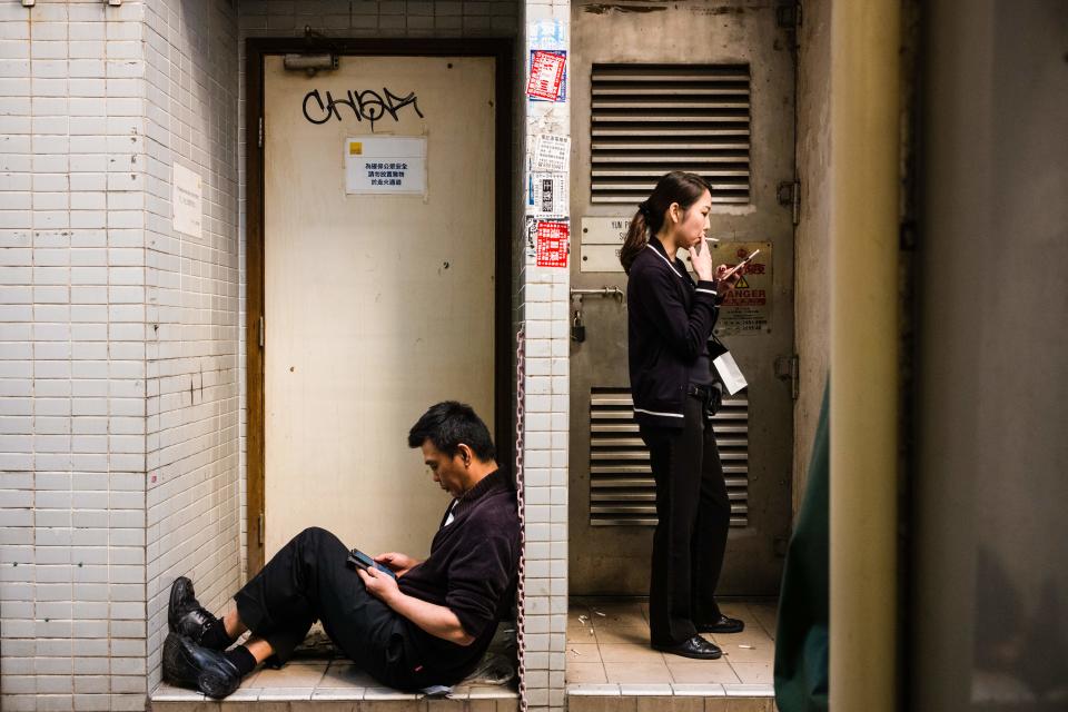 港府建議，將煙草稅零售價比率由六成四加至七成五，一旦落實，煙仔勢將賣過百蚊包。