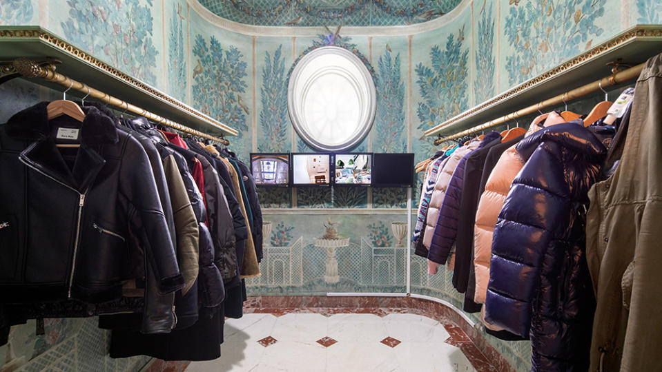 NYC Townhouse by Gianni Versace Closet