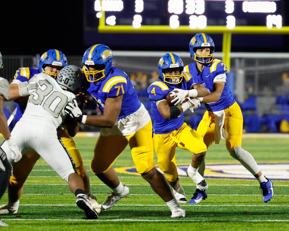 Quarterback Brennen Ward (2) and running back Diore Hubbard (4) are key performers for unbeaten Gahanna Lincoln.