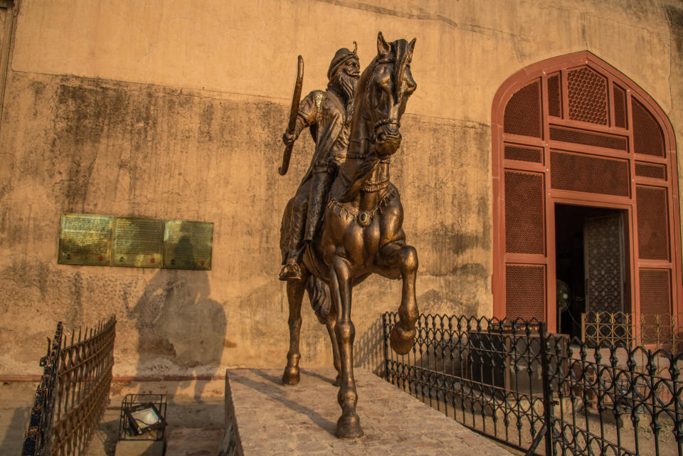 Statue of Maharaja Ranjit singh outside his last rest place, Lahore Fort, Pakistan.