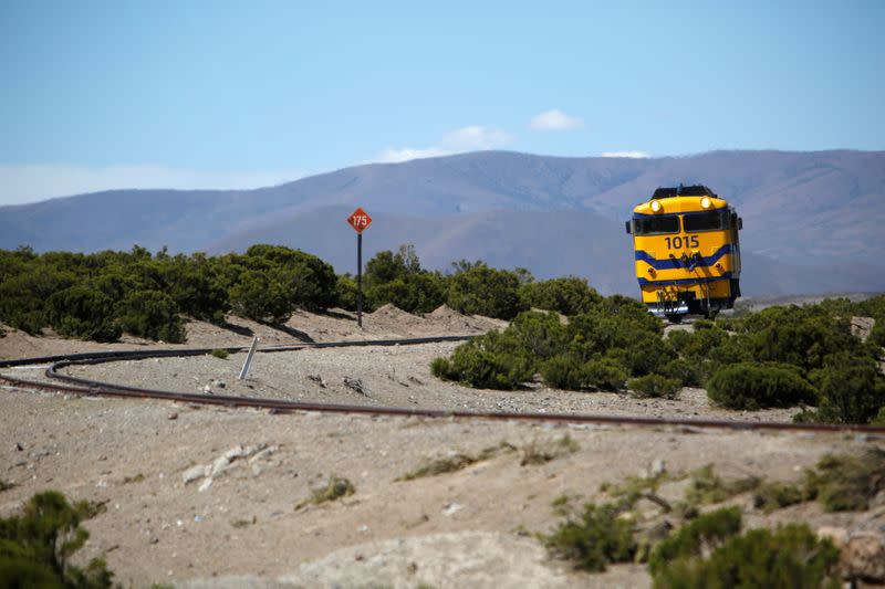 Chile-Bolivia train route being re-established after 16 years