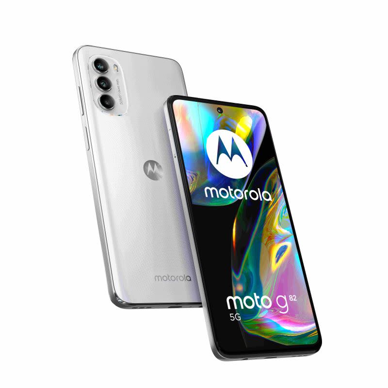 ▲ 入門款5G手機moto g82 5G推出炫光百合白銀色，6GB+128GB版本NT10,000元有找。(圖／官方提供)