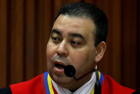 Venezuela's Supreme Court Second Vice President and President of the Constitutional Chamber Juan Mendoza gives a news conference in Caracas, Venezuela, July 21, 2017. REUTERS/Carlos Garcia Rawlins